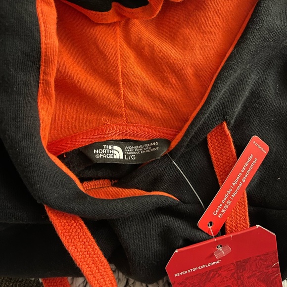 North Face Hoodie - Picture 4 of 4